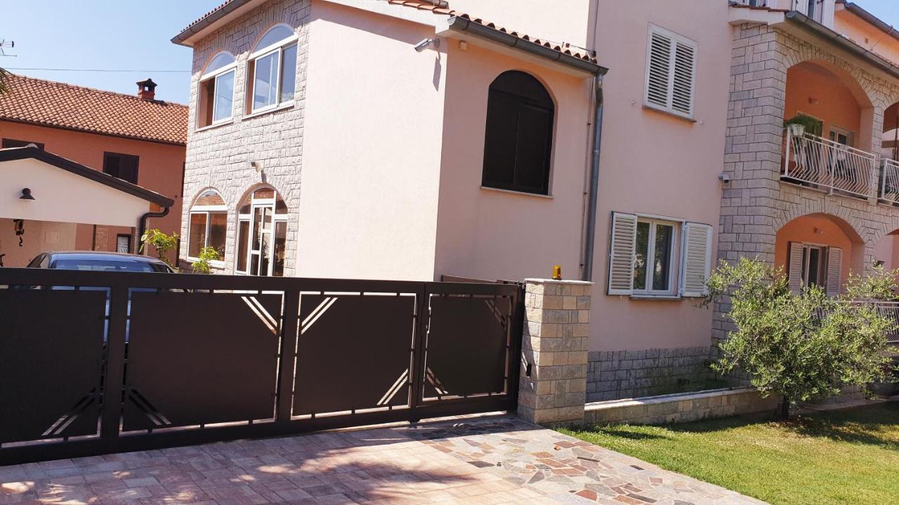 House Maric Leilighet Poreč Eksteriør bilde